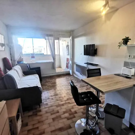 5031 Ambassade Du Soleil 513 Apartment *